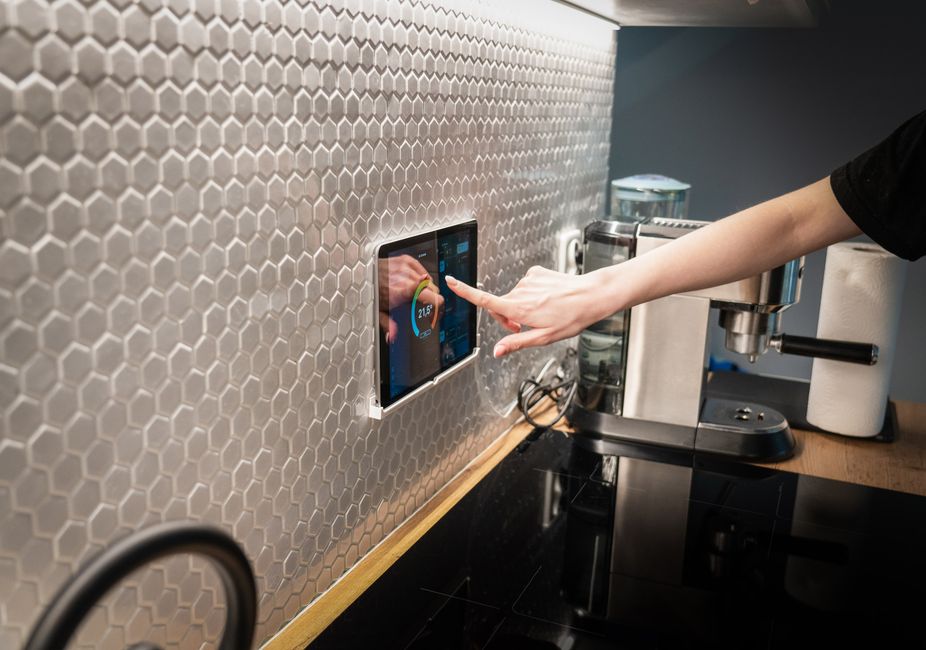 Home automation dashboard on a tablet